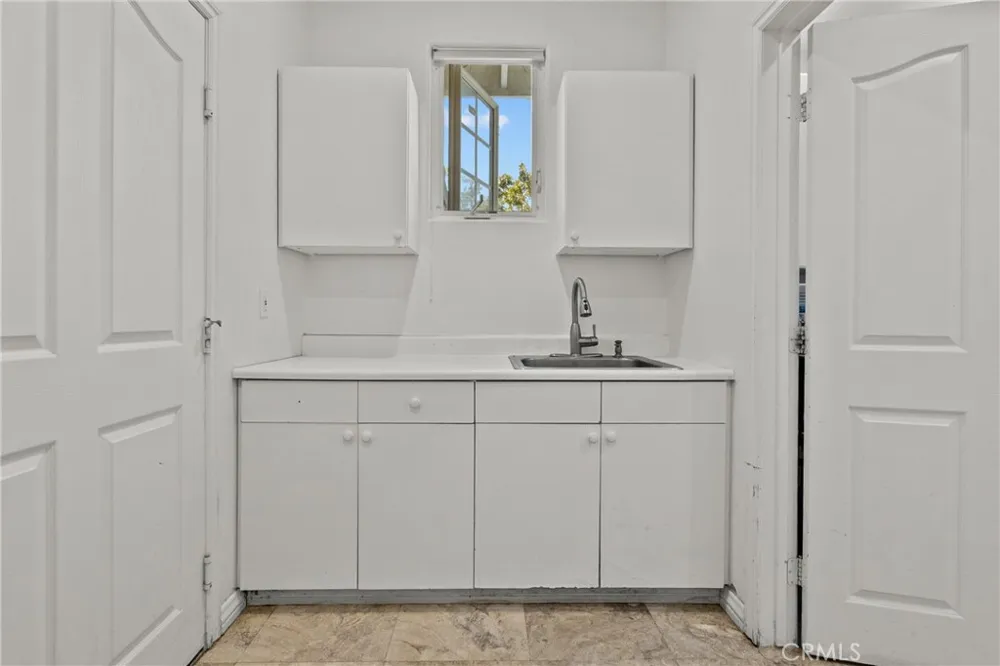 28701 Highridge Road Rolling Hills Estates, CA 90274
