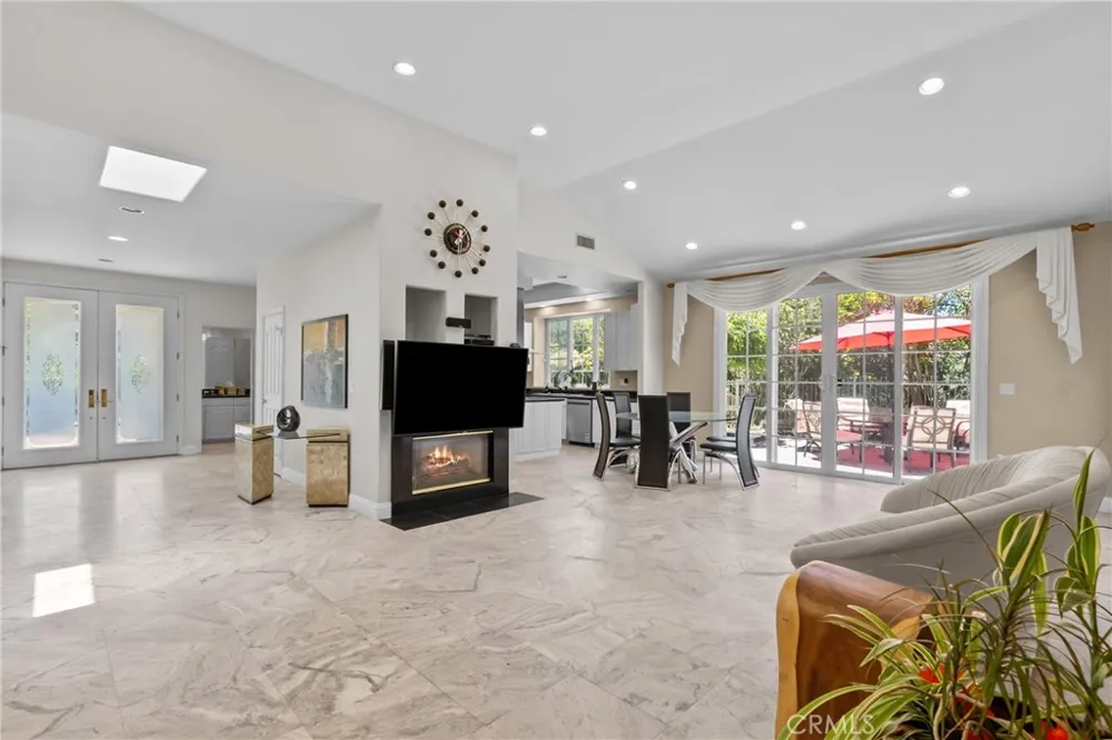 28701 Highridge Road Rolling Hills Estates, CA 90274