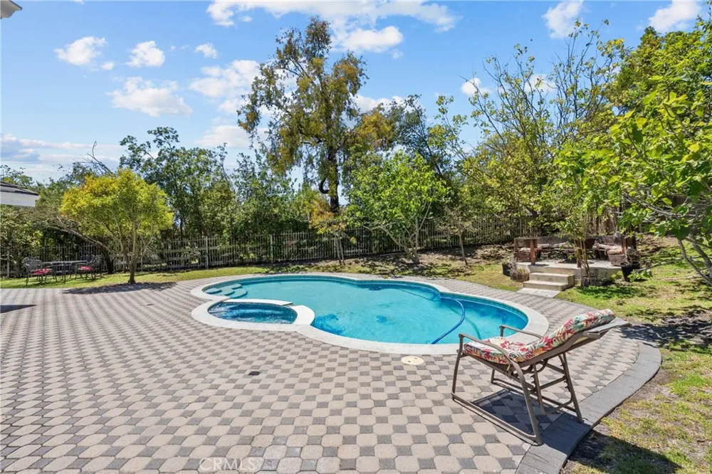 28701 Highridge Road Rolling Hills Estates, CA 90274