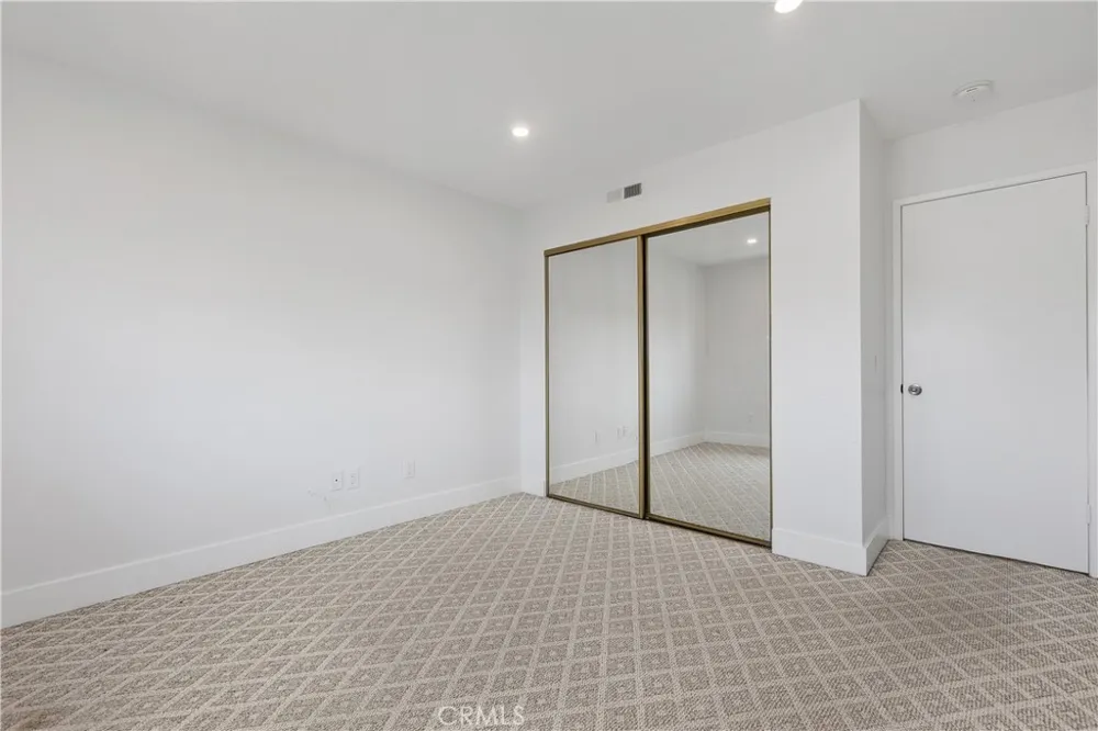 423 Westminster Avenue #B Newport Beach, CA 92663