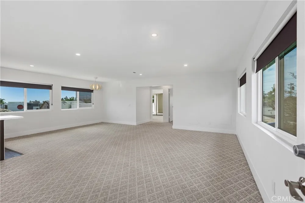 423 Westminster Avenue #B Newport Beach, CA 92663