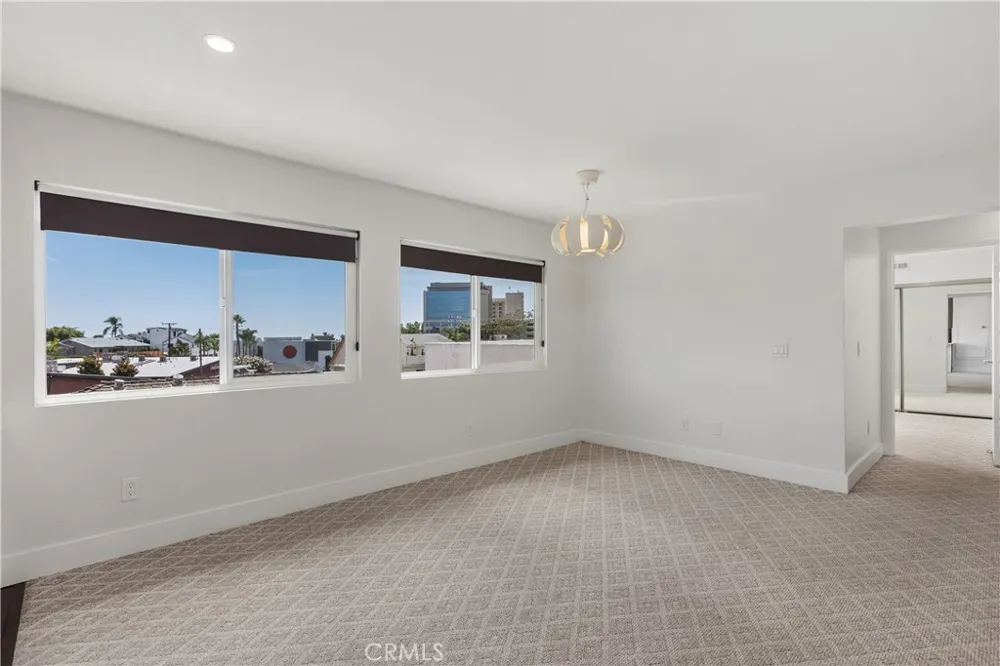 423 Westminster Avenue #B Newport Beach, CA 92663