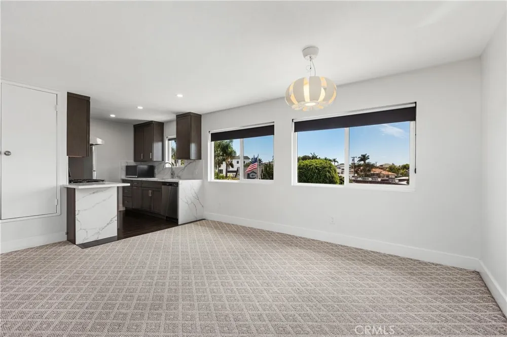 423 Westminster Avenue #B Newport Beach, CA 92663