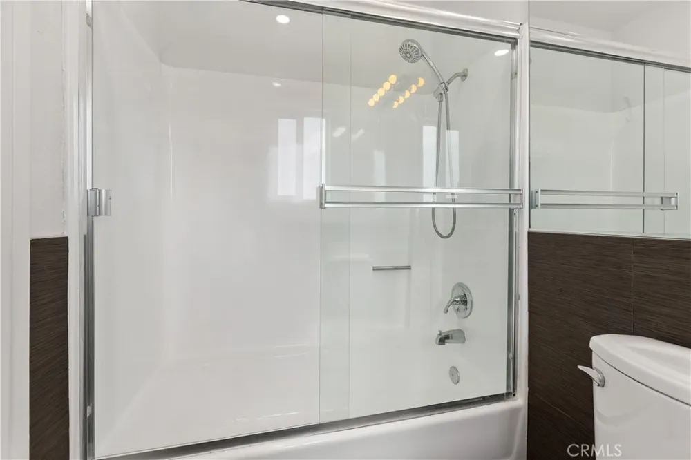 423 Westminster Avenue #B Newport Beach, CA 92663