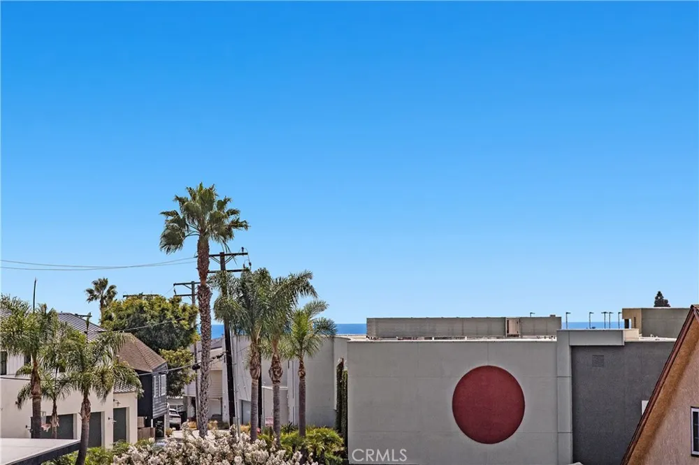 423 Westminster Avenue #B Newport Beach, CA 92663