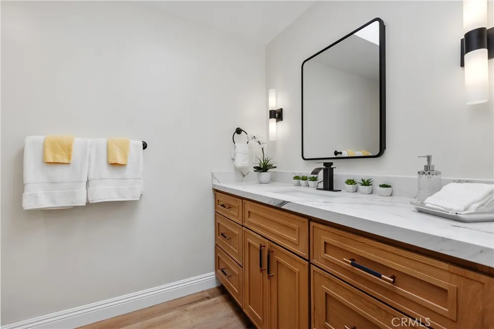 56 Calle Cadiz #R Laguna Woods, CA 92637