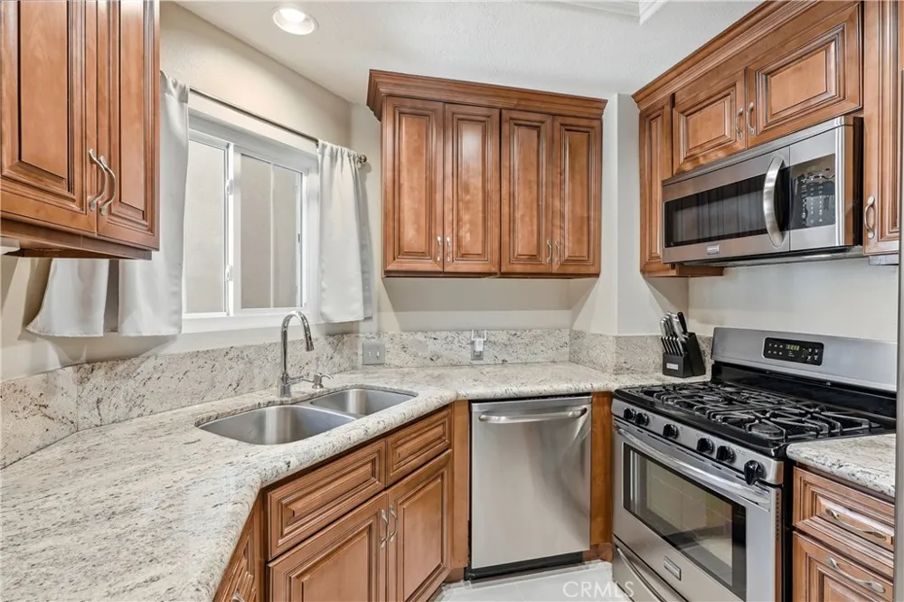7 Timbre Rancho Santa Margarita, CA 92688