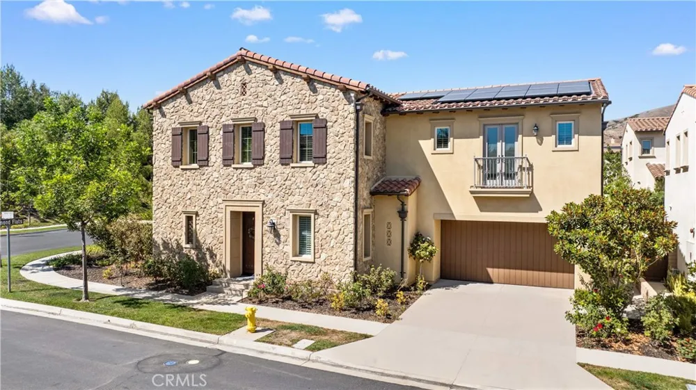 53 Tundra Irvine, CA 92602