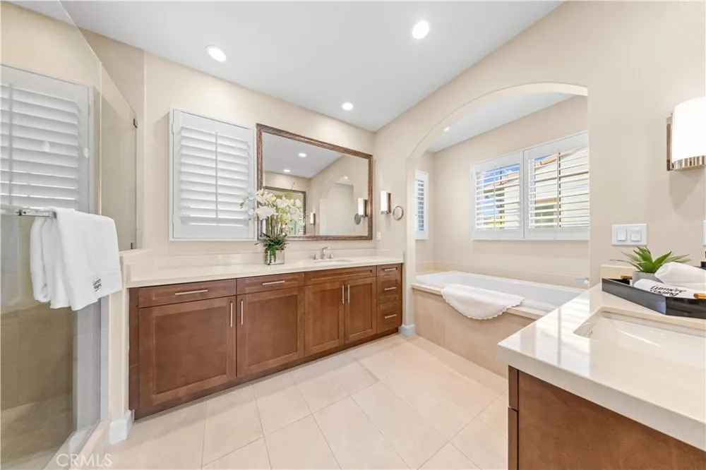 53 Tundra Irvine, CA 92602