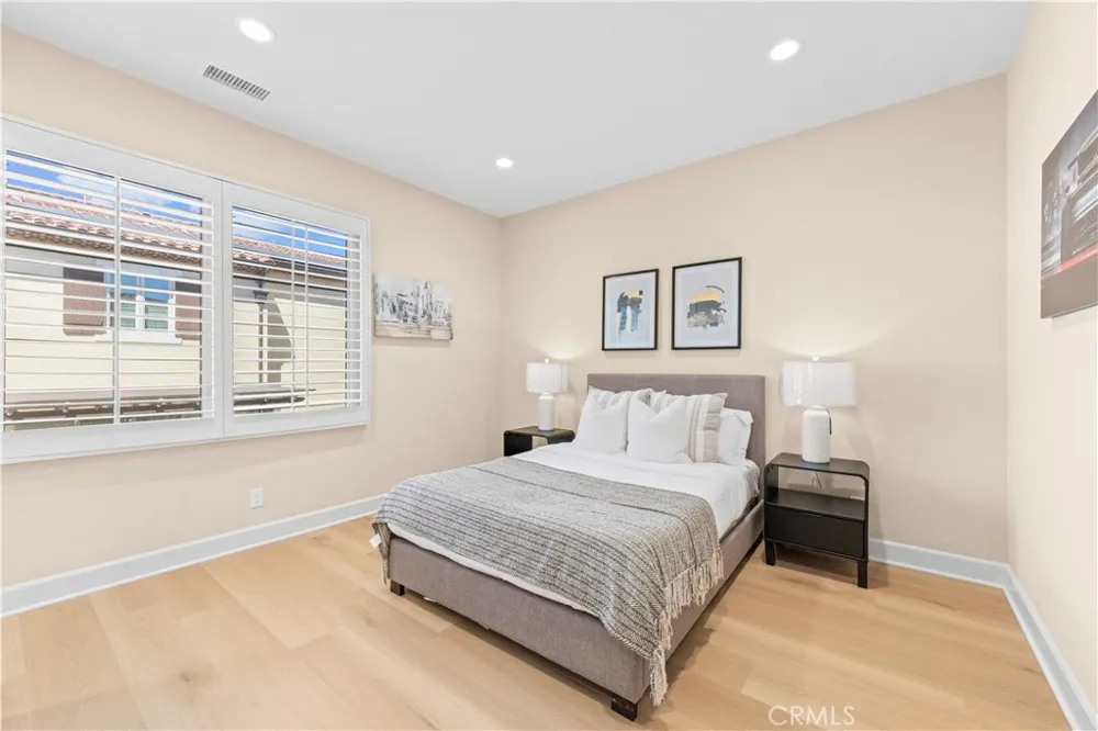 53 Tundra Irvine, CA 92602