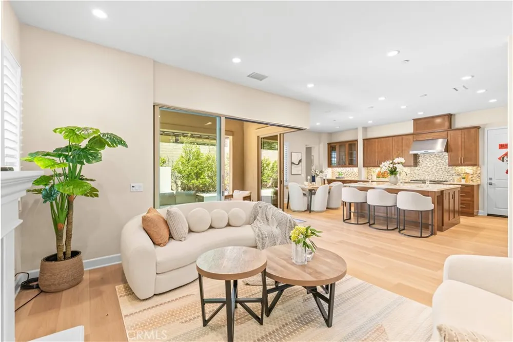 53 Tundra Irvine, CA 92602