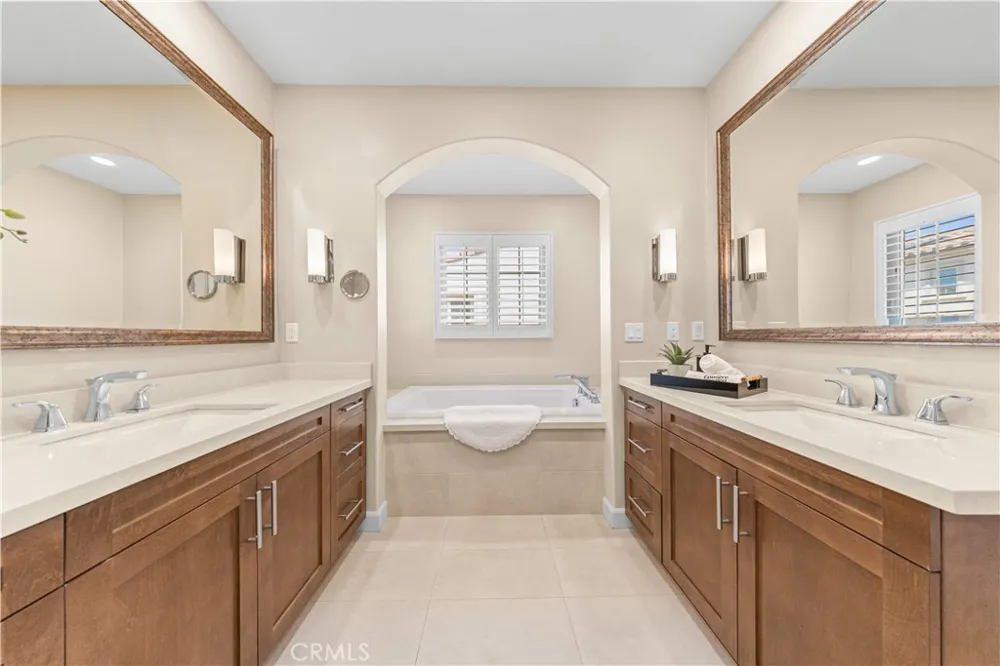 53 Tundra Irvine, CA 92602