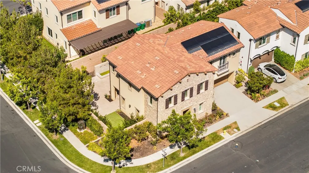 53 Tundra Irvine, CA 92602