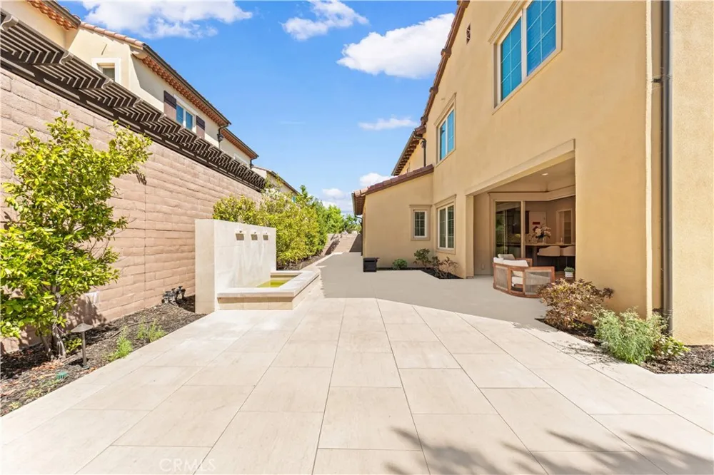 53 Tundra Irvine, CA 92602