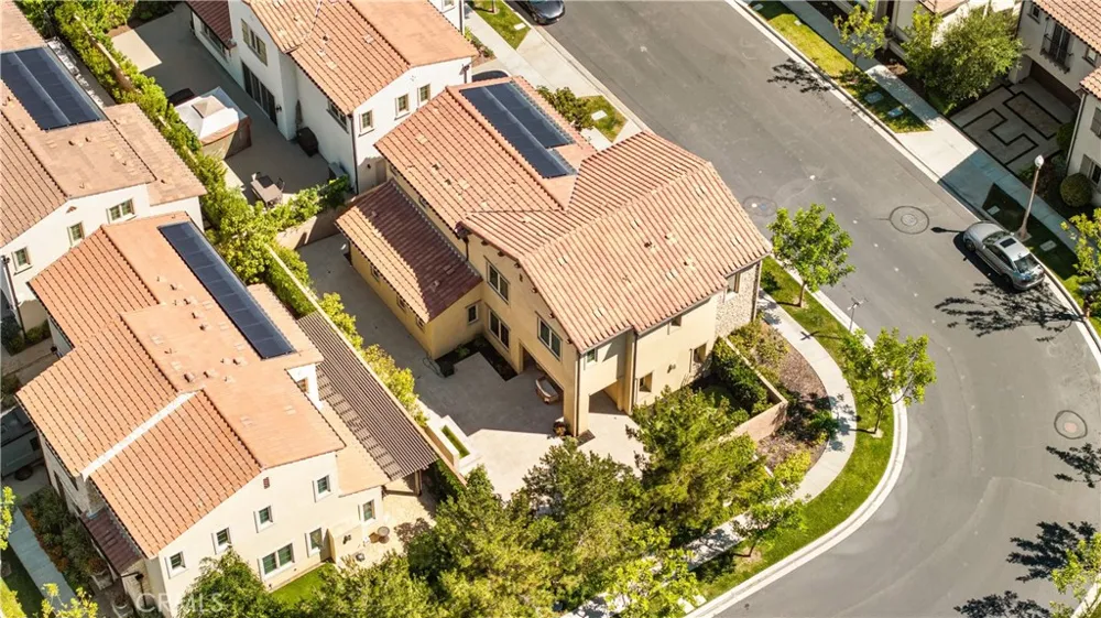 53 Tundra Irvine, CA 92602