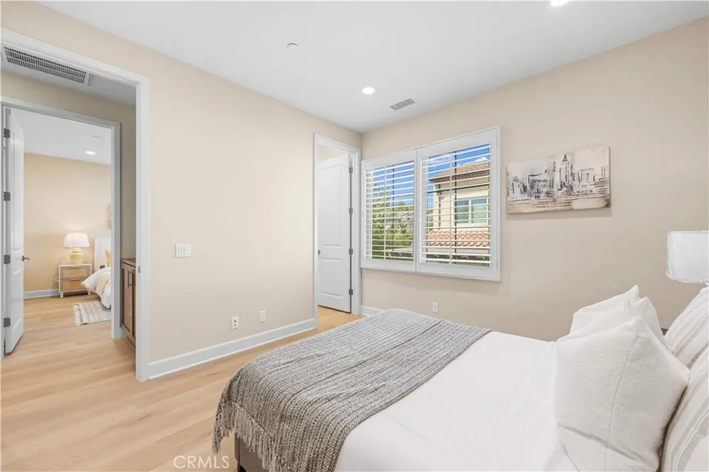53 Tundra Irvine, CA 92602