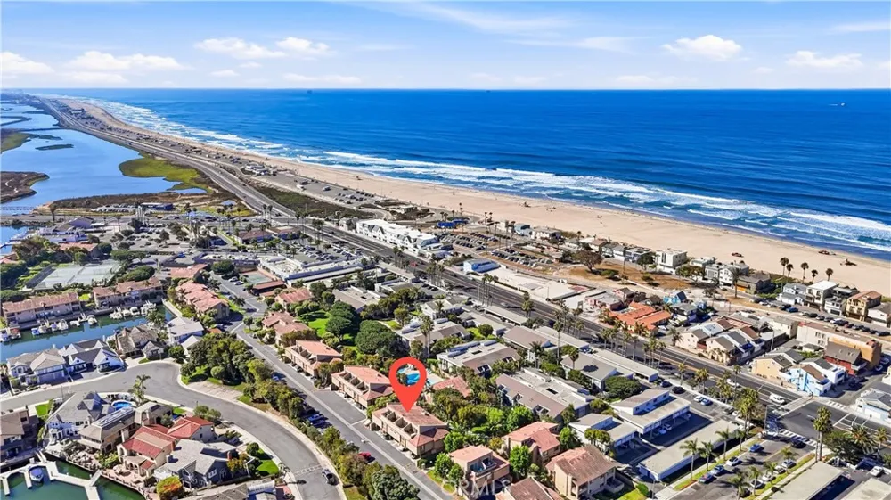 16971 Bluewater Lane #70 Huntington Beach, CA 92649