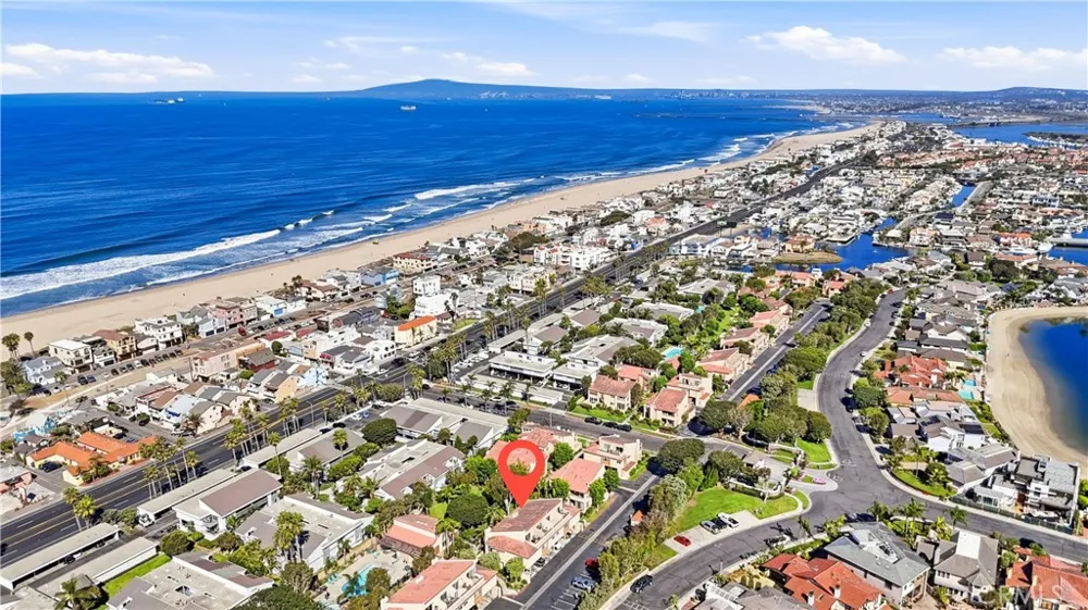 16971 Bluewater Lane #70 Huntington Beach, CA 92649