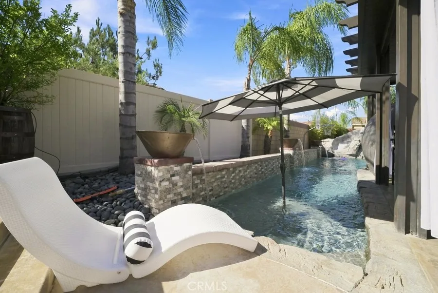 36271 Waxen Lake Elsinore, CA 92532