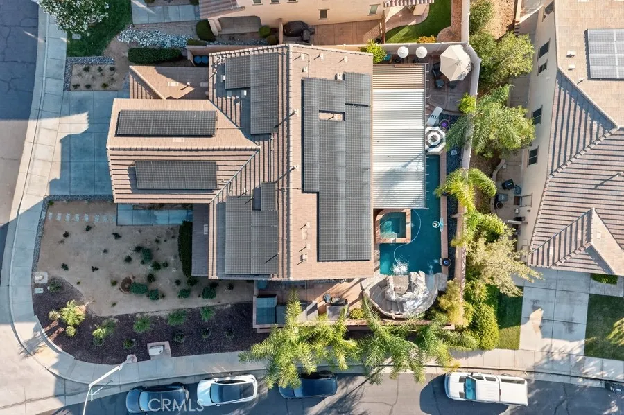 36271 Waxen Lake Elsinore, CA 92532