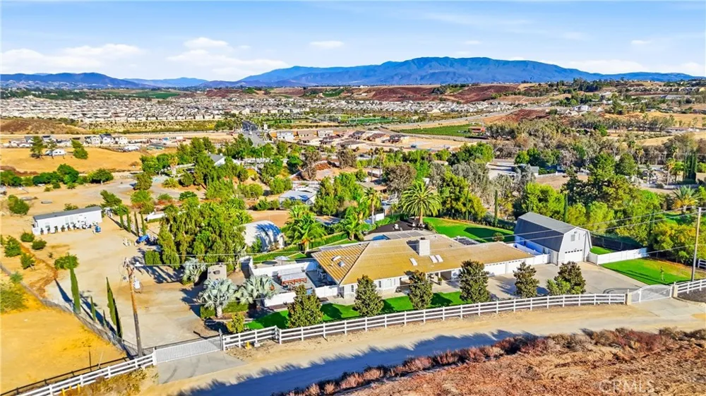 39130 Pala Vista Temecula, CA 92591