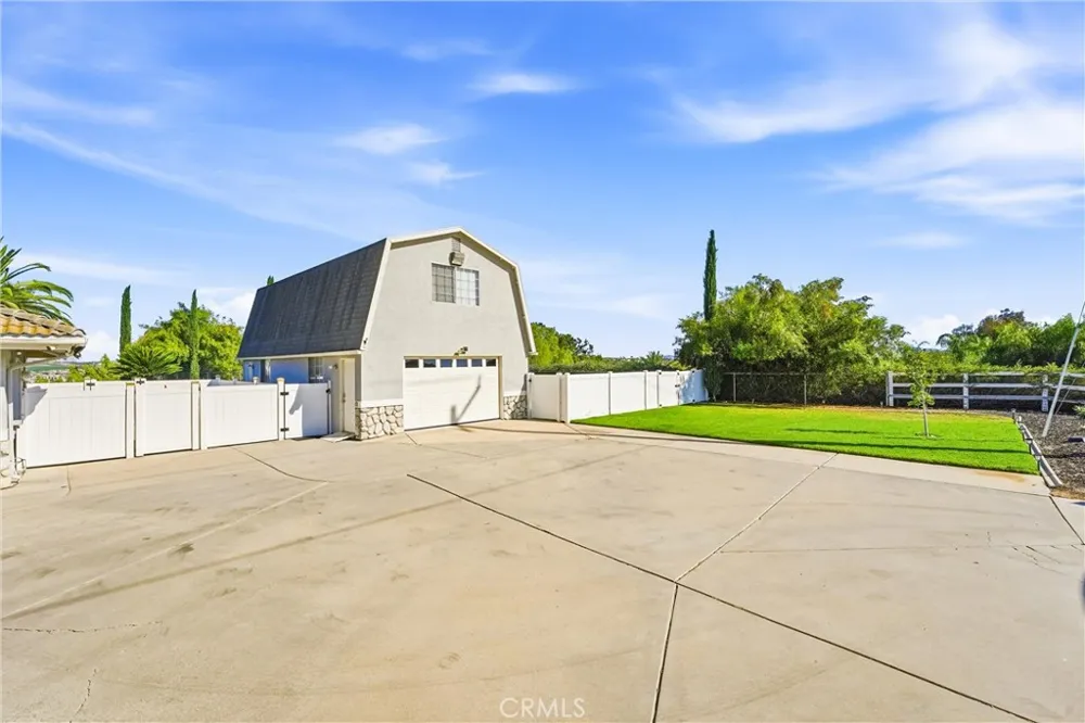 39130 Pala Vista Temecula, CA 92591