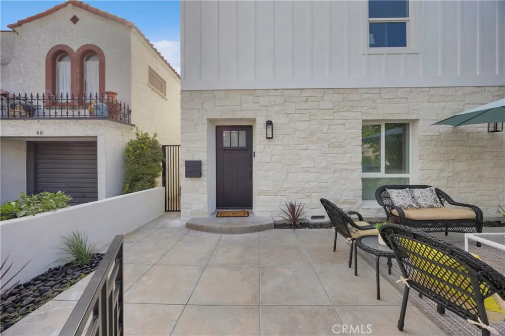 40 Claremont Long Beach, CA 90803
