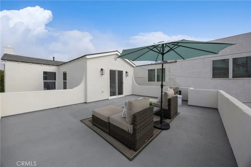 40 Claremont Long Beach, CA 90803