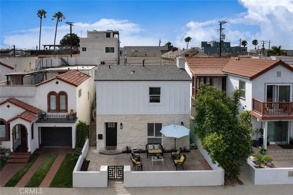40 Claremont Long Beach, CA 90803