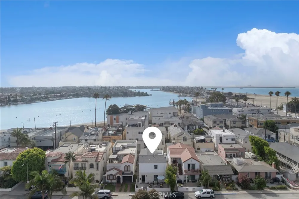 40 Claremont Long Beach, CA 90803