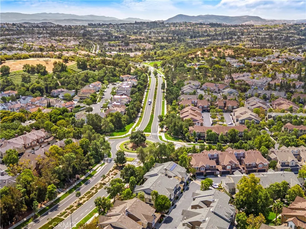71 Orange Blossom Ladera Ranch, CA 92694