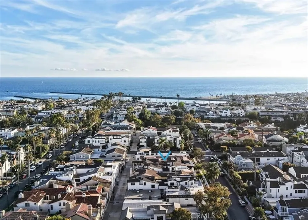 428 1/2 Fernleaf Corona del Mar, CA 92625