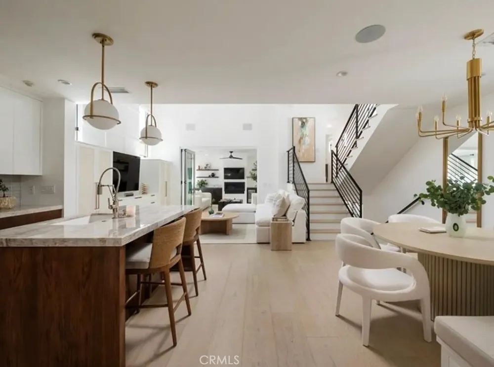 428 1/2 Fernleaf Corona del Mar, CA 92625