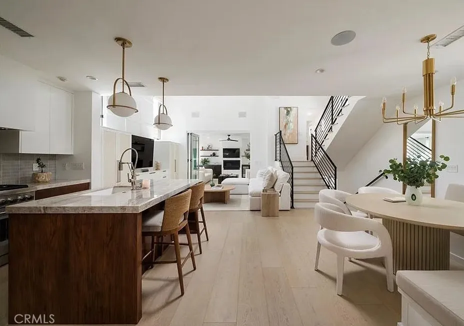 428 1/2 Fernleaf Corona del Mar, CA 92625