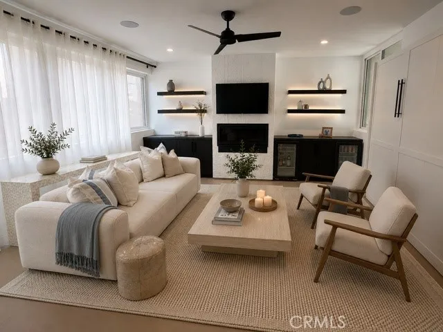428 1/2 Fernleaf Corona del Mar, CA 92625