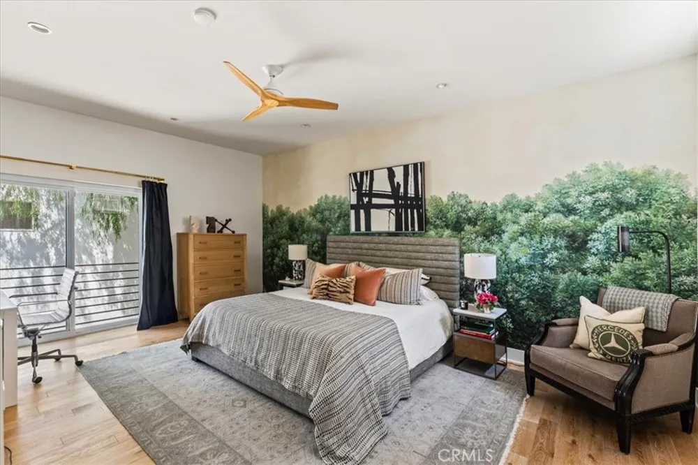 845 Summit Drive Laguna Beach, CA 92651
