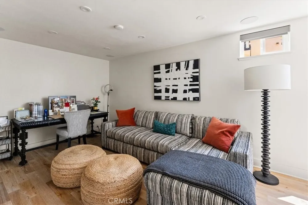845 Summit Drive Laguna Beach, CA 92651