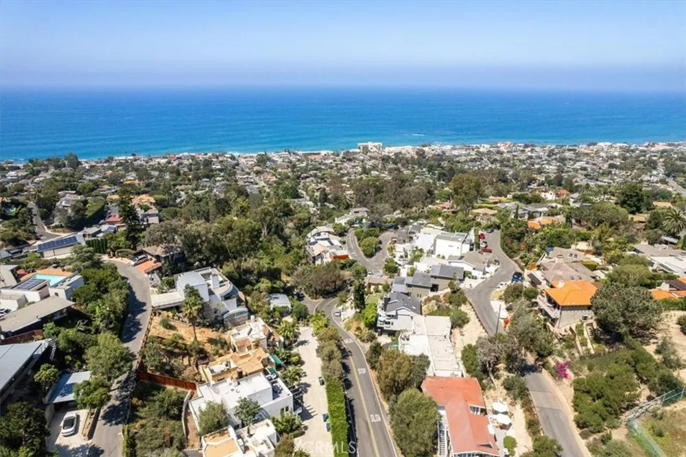 845 Summit Drive Laguna Beach, CA 92651
