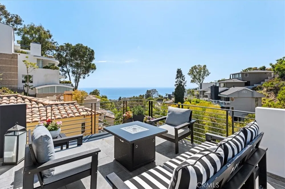 845 Summit Drive Laguna Beach, CA 92651