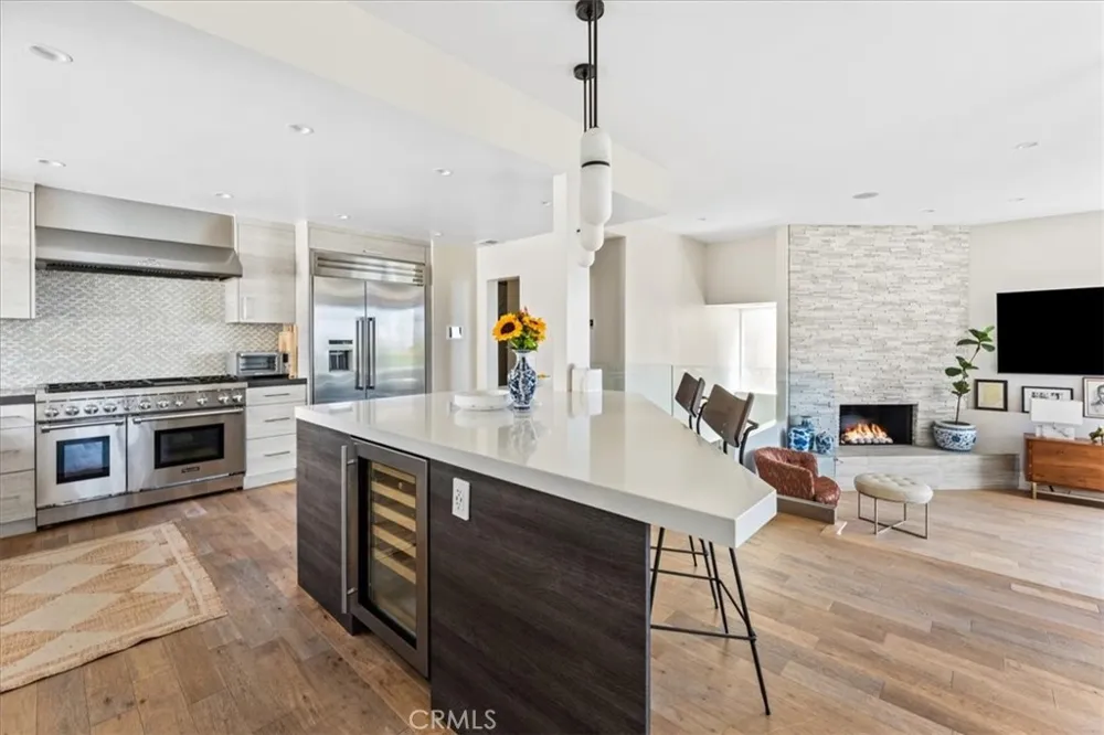 845 Summit Drive Laguna Beach, CA 92651