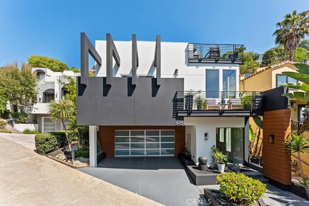 845 Summit Drive Laguna Beach, CA 92651
