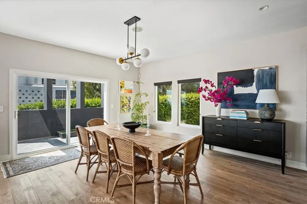 845 Summit Drive Laguna Beach, CA 92651