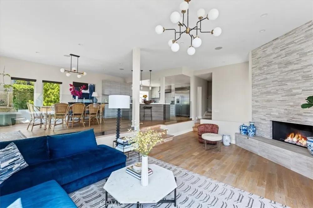 845 Summit Drive Laguna Beach, CA 92651