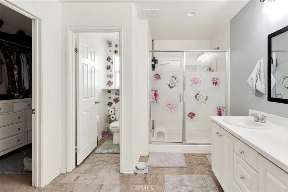 11913 Andrews Place Victorville, CA 92392