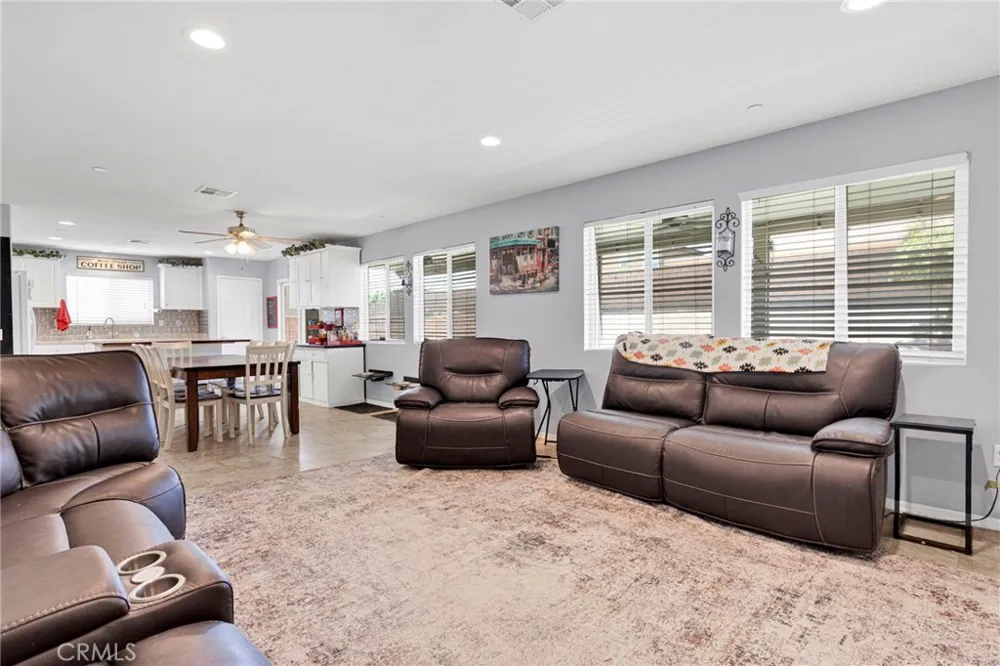 11913 Andrews Place Victorville, CA 92392