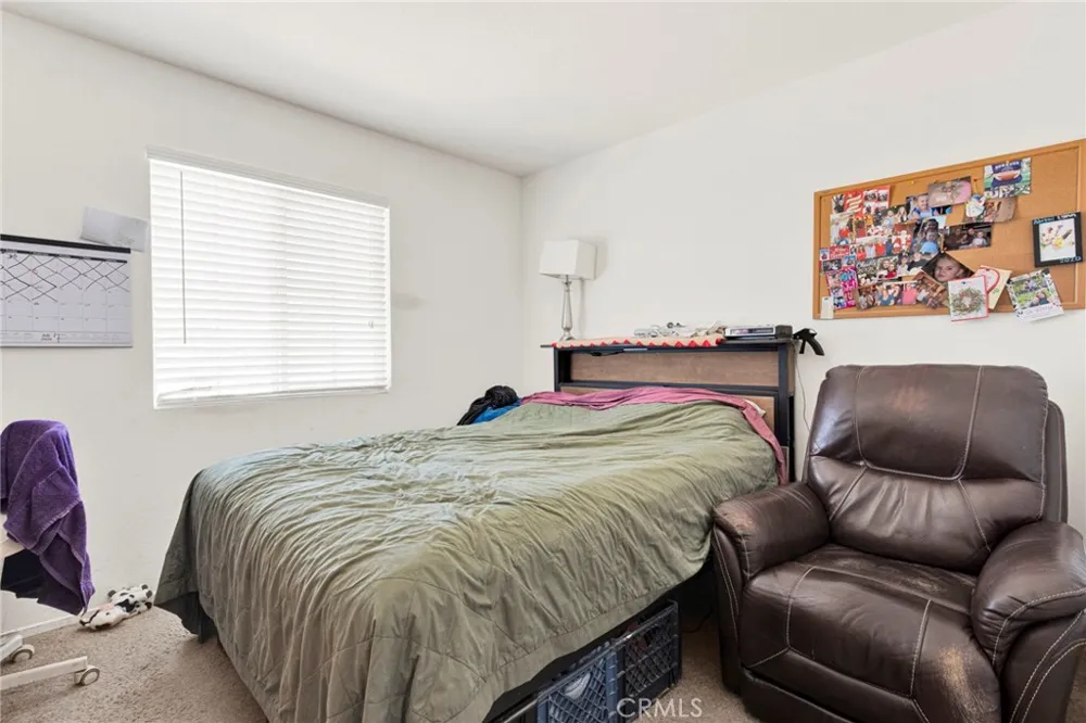 11913 Andrews Place Victorville, CA 92392