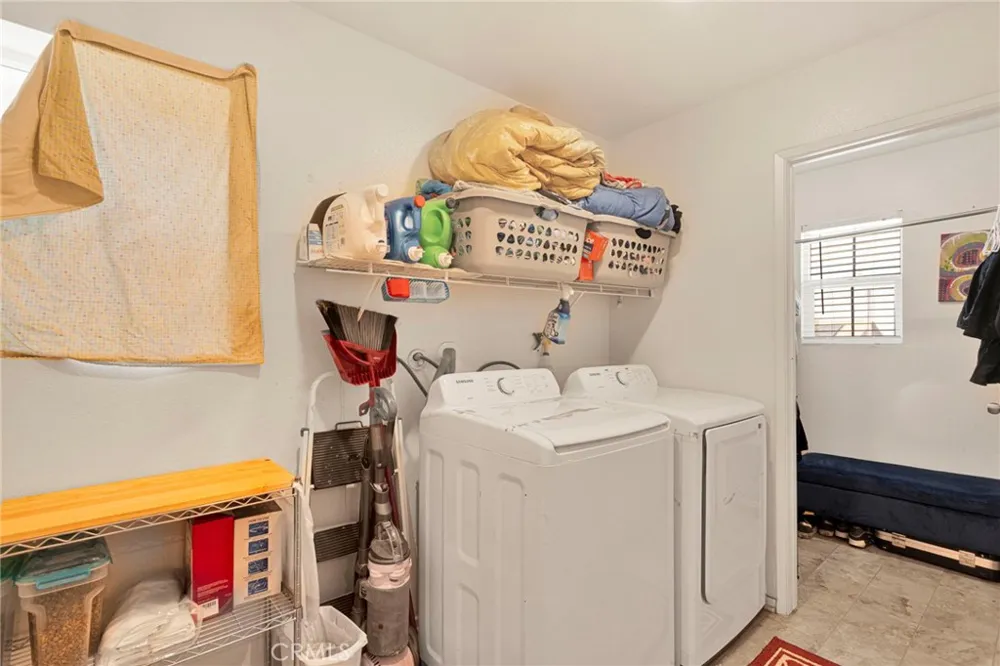 11913 Andrews Place Victorville, CA 92392