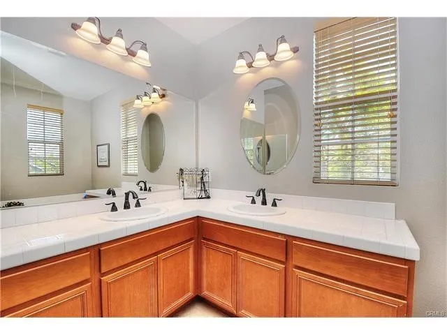 55 Ellsworth Street #27 Ladera Ranch, CA 92694