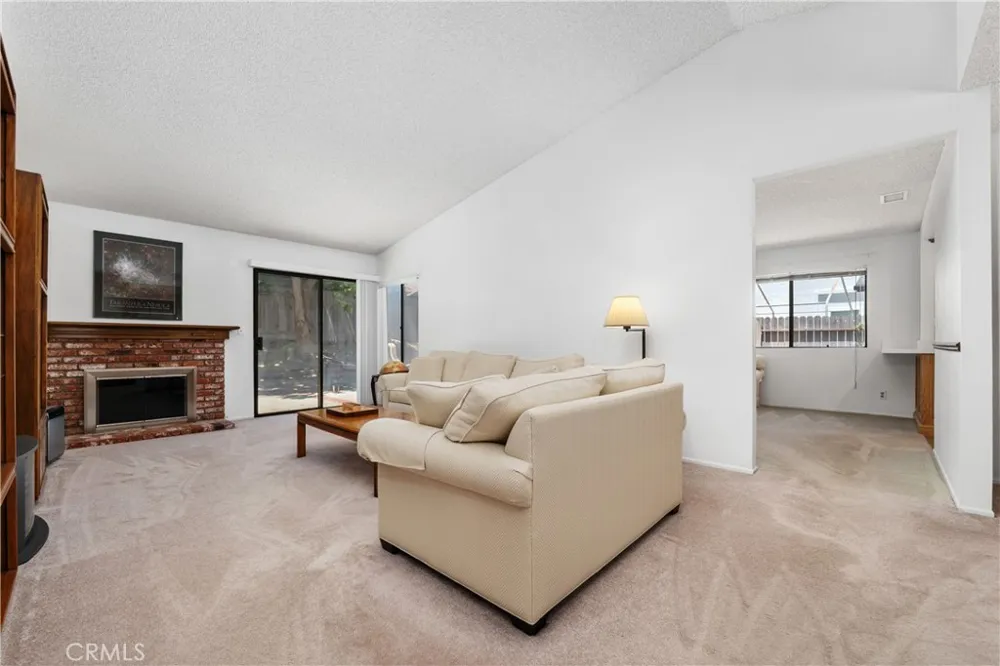 131 Spindlewood Avenue Camarillo, CA 93012