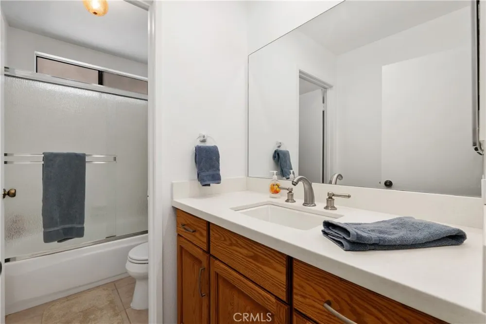 131 Spindlewood Avenue Camarillo, CA 93012